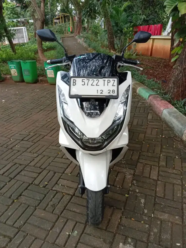 Honda PCX 160 Cbs Iss Tahun 2023