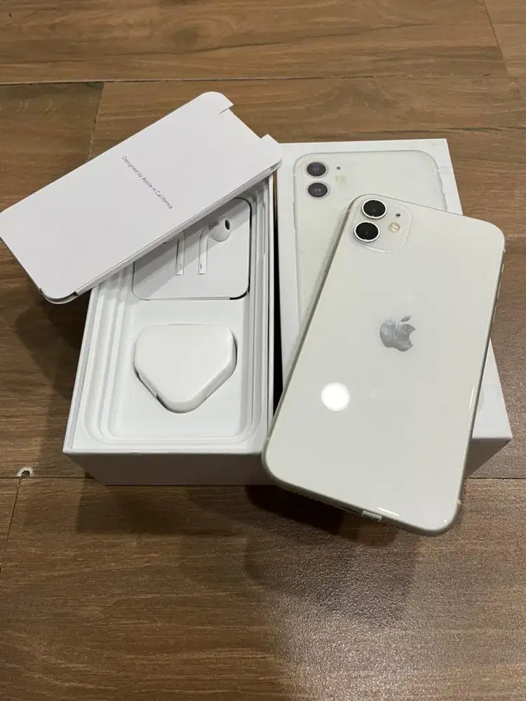 Iphone 11 64gb inter fullset segind like new