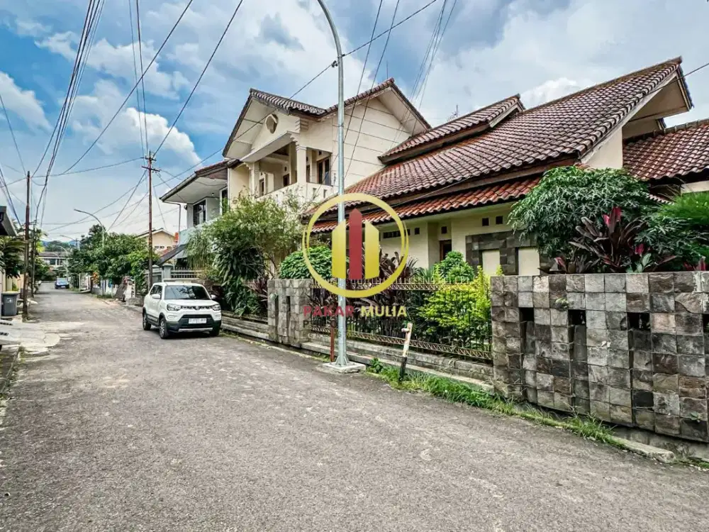 RUMAH LUX SIAP HUNI DI CIKUTRA PAHLAWAN SUKALUYU BANDUNG
