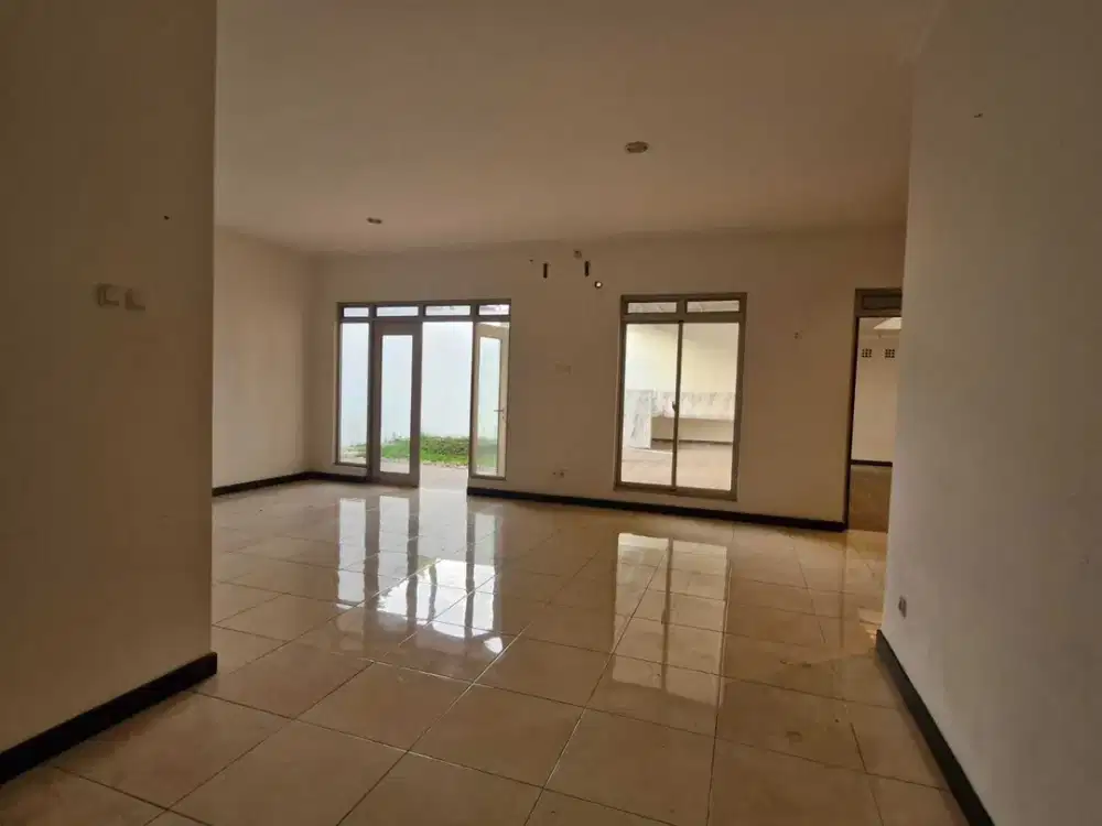 Disewa Rumah Cantik di KBP dekat IKEA