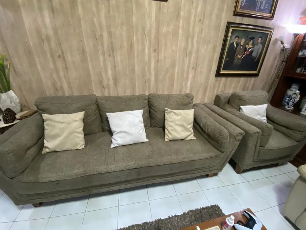 Dijual sofa ruang tamu