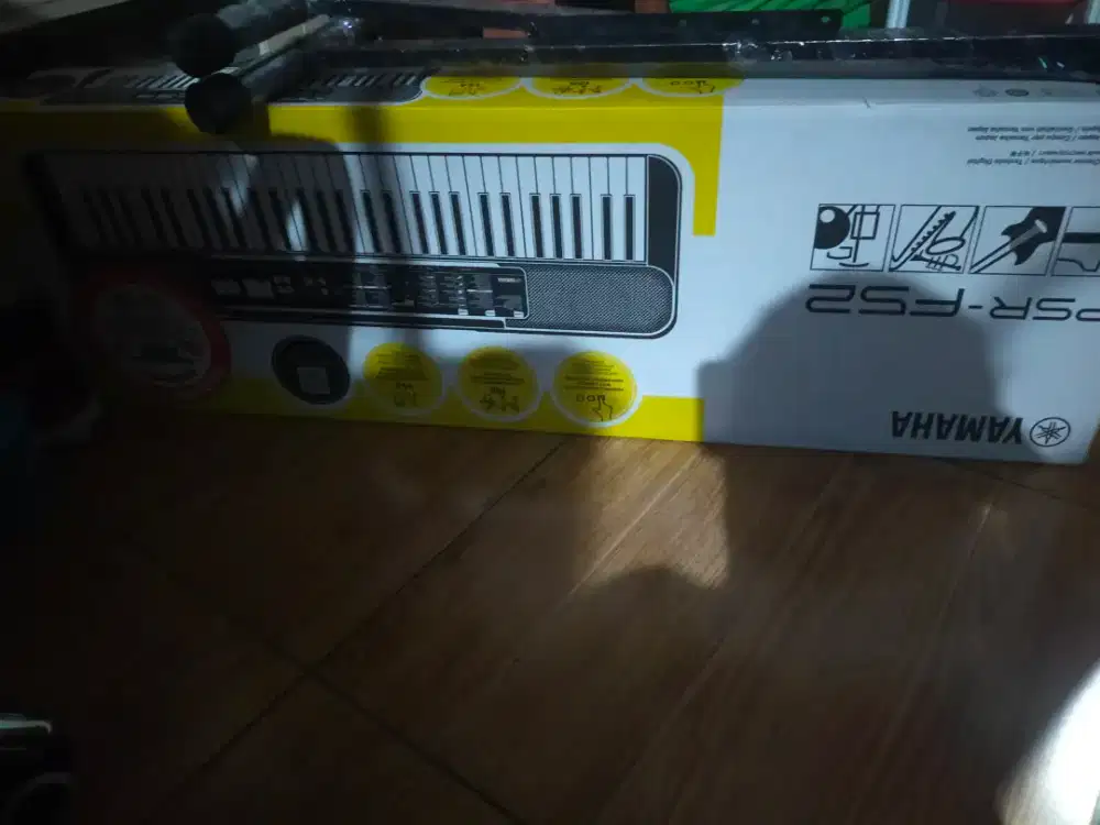 Keyboard f52 Yamaha
