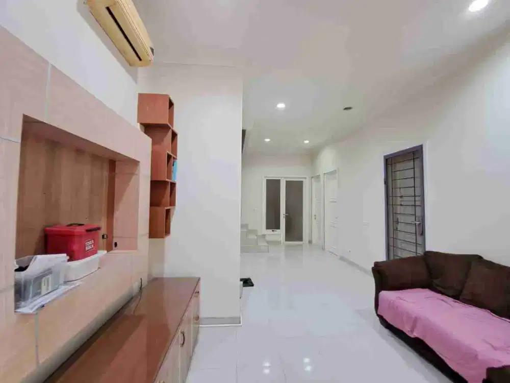 Rumah Dijual/Disewakan Segera di PHG Cluster Chrysocolla Gading Serpong