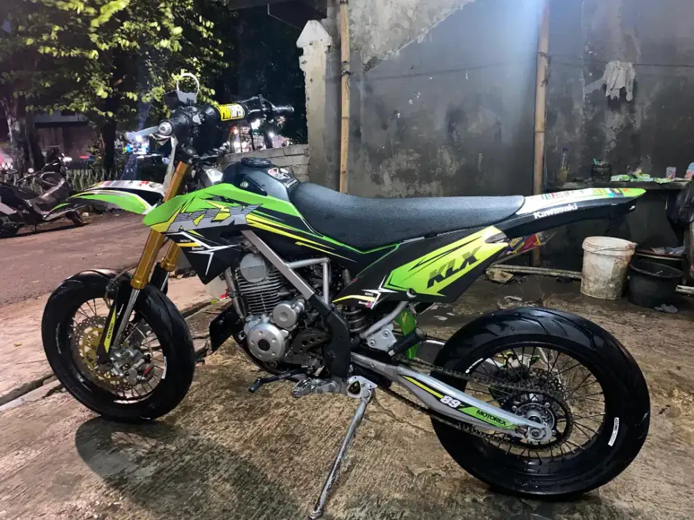 DI JUAL KAWASAKI KLX TH 2019 SUPERMOTO