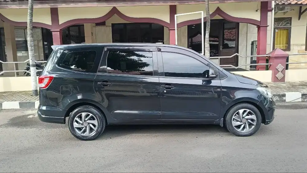 Confero tipe L Mak nyoz 2018