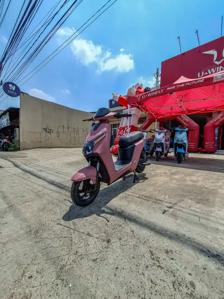 Uwinfly Sepeda Listrik D75 Jok 1 ada pengunci bagasi aman naro barang