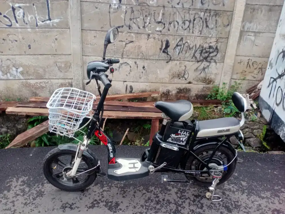 SEPEDA LISTRIK SELIS NO MINUS SIAP PAKAI LANGSUNG GASSS