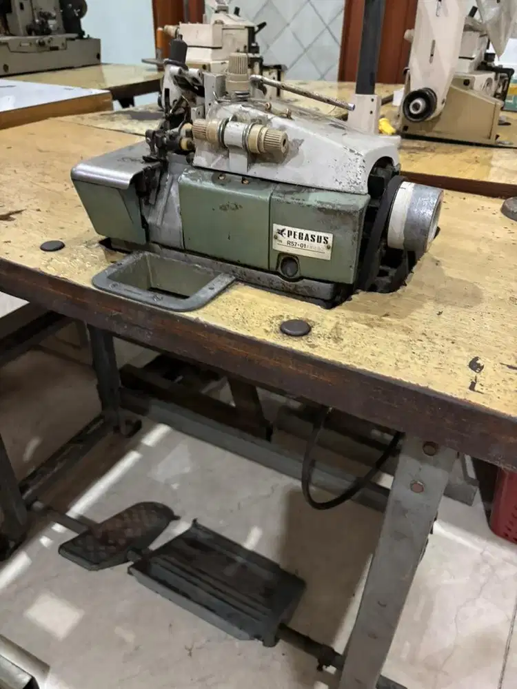 Mesin Jahit Obras Neci Pegasus RS 57