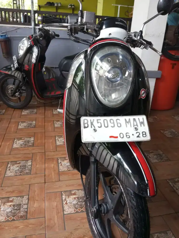 Honda Scoopy 2016