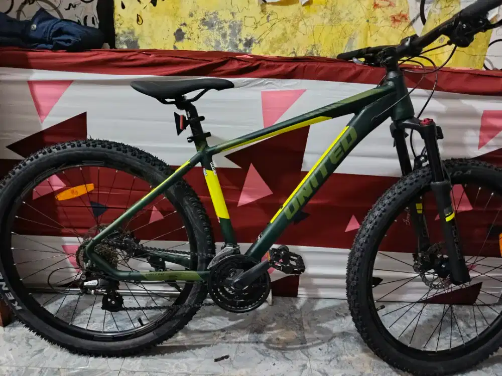 Sepeda Gunung MTB United Miami 3.0 Ukuran 27.5Inch Hydraulic DiscBrake