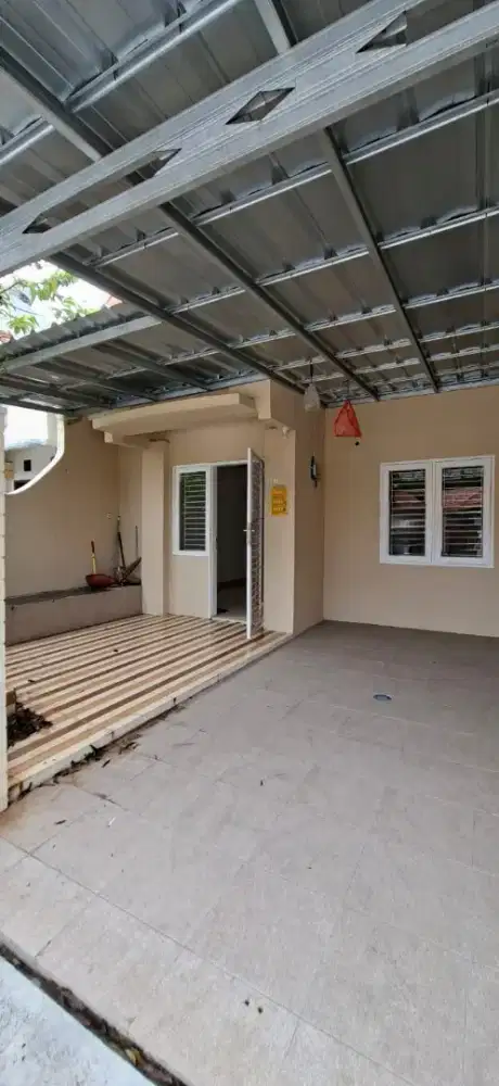 Sewa Cepat Rumah 1 Lt Semi Furnished Bebas Banjir Harapan Indah Bekasi