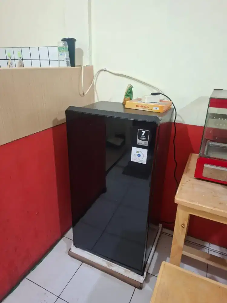 Jual Kulkas Sharp Second