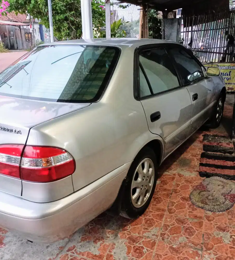 Toyota Corolla 2000 Bensin