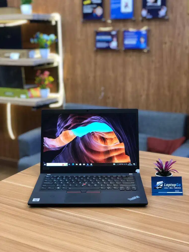 LAPTOP LENOVO CORE I5 RAM 16/256GB INTEL UHD GRAPHIC SECOND BEKAS