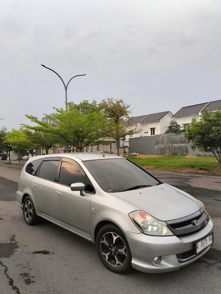 Honda Stream 2006 Bensin