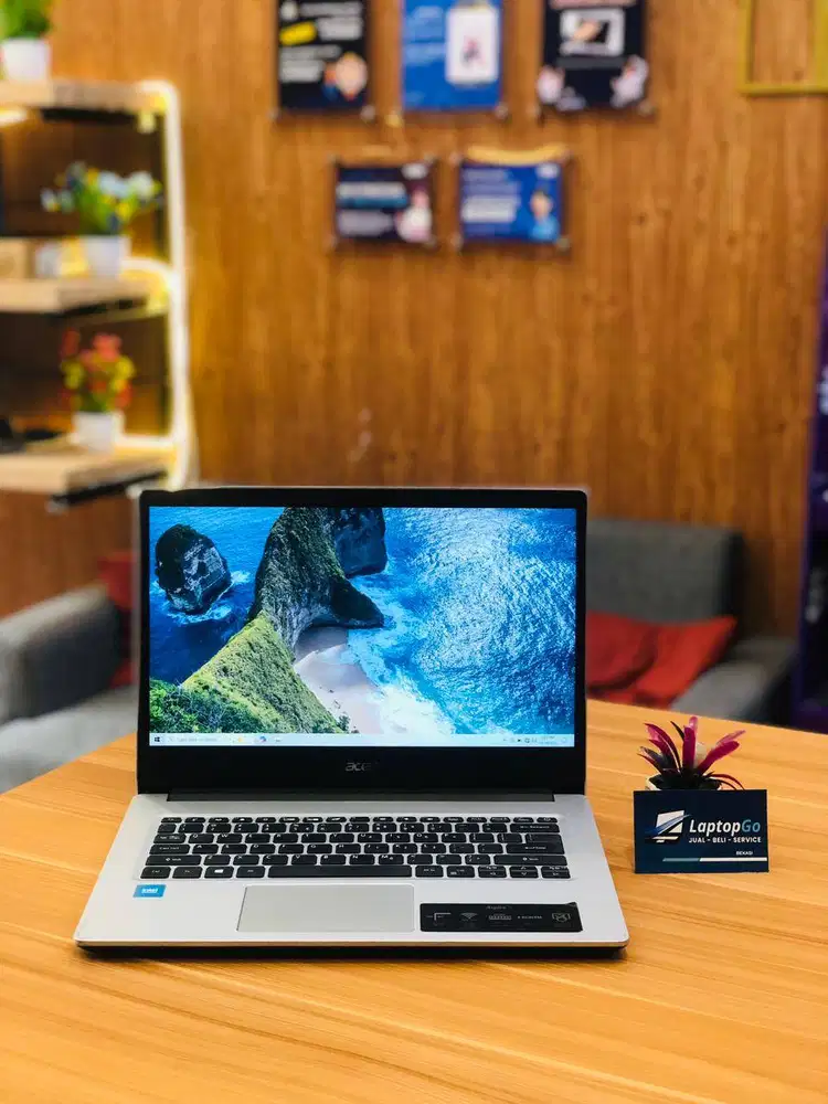 LAPTOP ACER CELERON N5100 RAM 4/128GB INTEL UHD GRAPHIC SECOND BEKAS