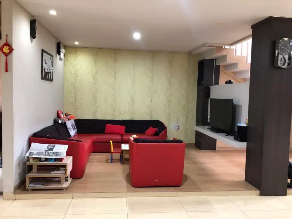 Dijual Rumah Cantik di Nusa Hijau Permai Cimahi