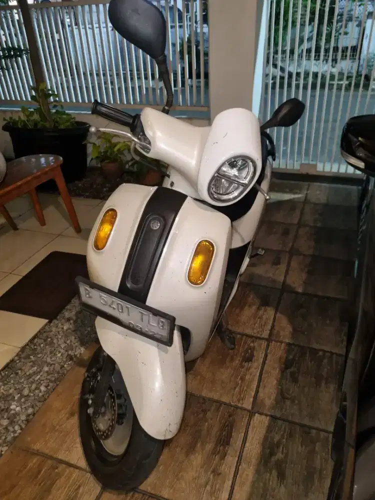 Jual cepat Yamaha Fazzio 2022 Putih