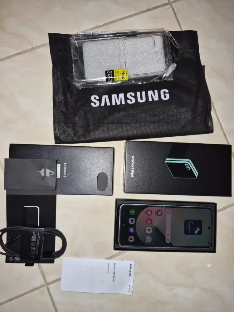 Samsung Z Flip 6