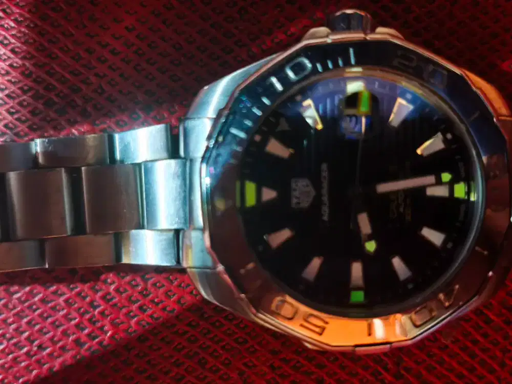 Jual jam tangan pria otomatis merek TAG HEUER  AQUARACER . 300M/1000Ft