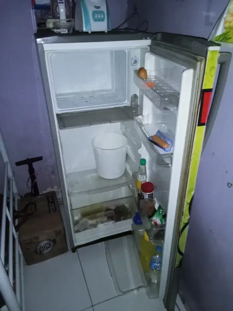 Kulkas 1pintu merk lg