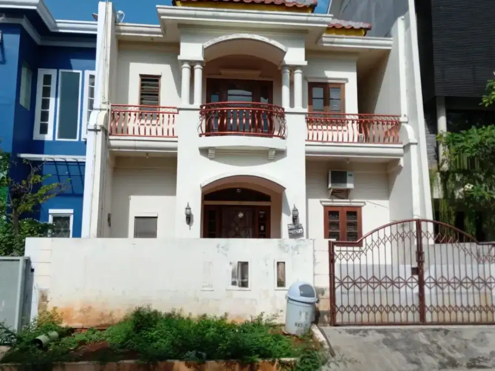 Rumah Pelangi Kuning, Kelapa Gading