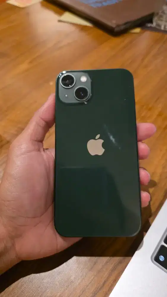 Dijual iPhone 13 – 128GB IBOX