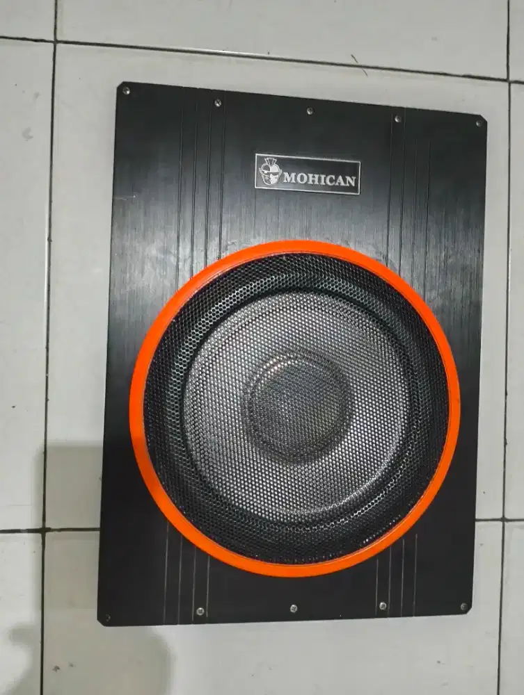 Subwoofer kolong mohican 10