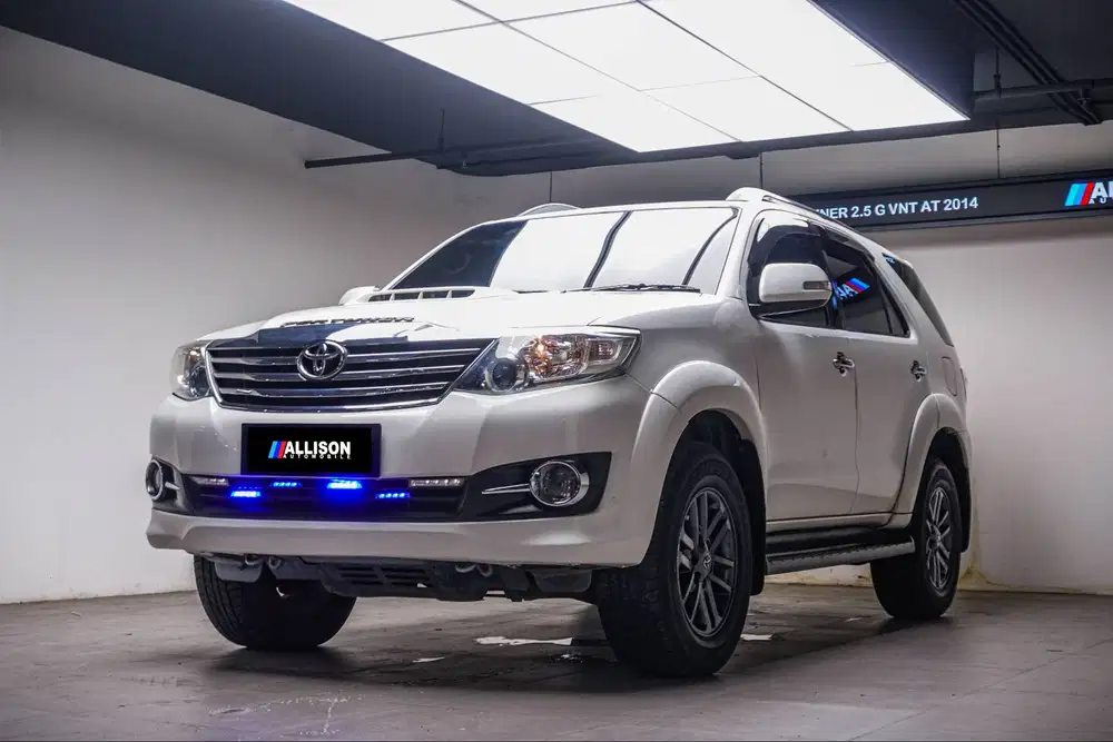 [TDP 14,9Jt] Toyota Fortuner 2.5 G VNT AT 2014 warna Putih NoPol Genap