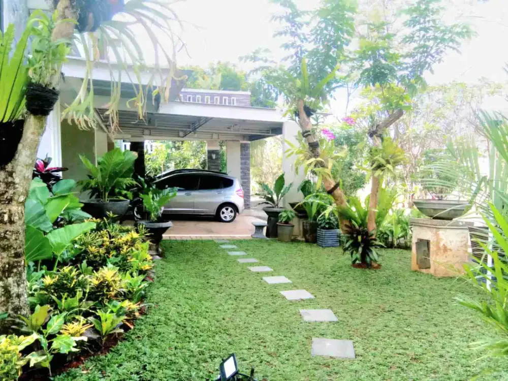 Di JUAL CEPAT!!
Di Jual Rumah di Legenda Wisata 
- Rumah  Hook