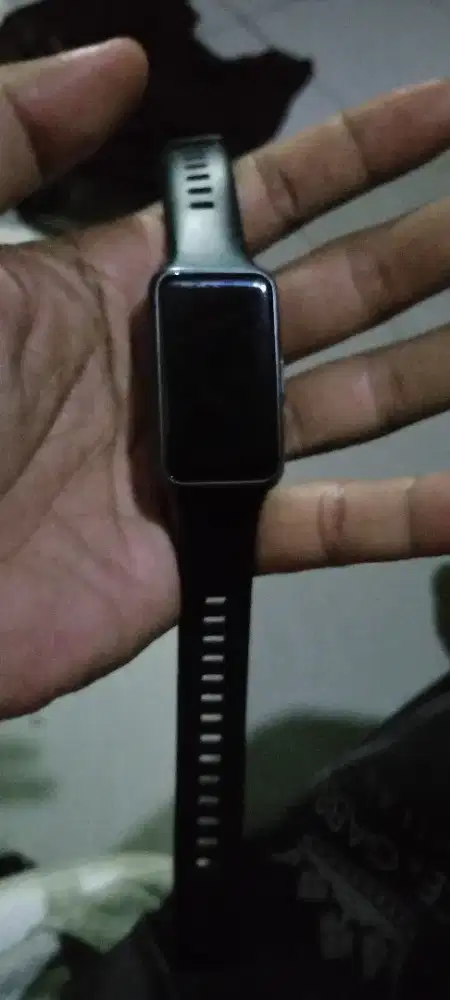 Huawei band 7 hitam