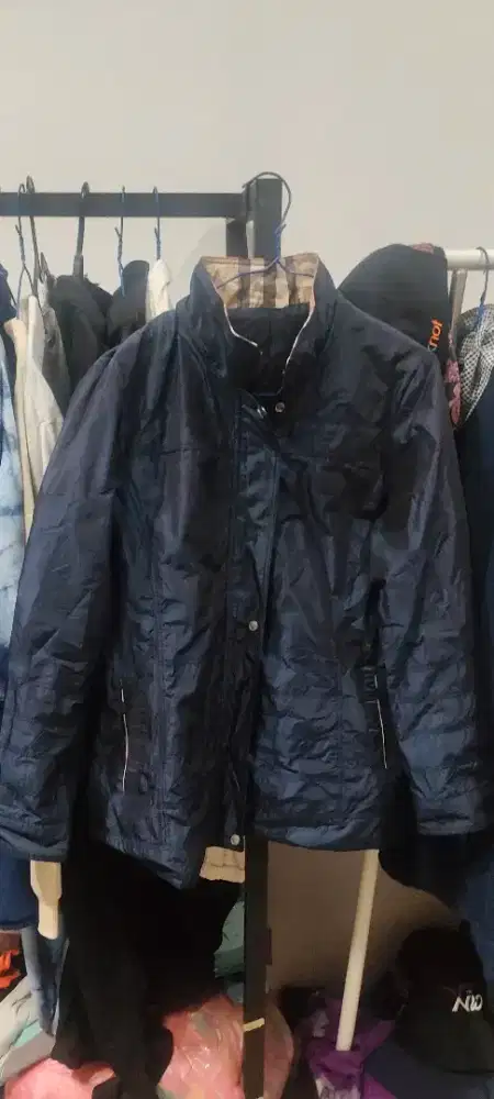 Jaket tebal dan nyaman