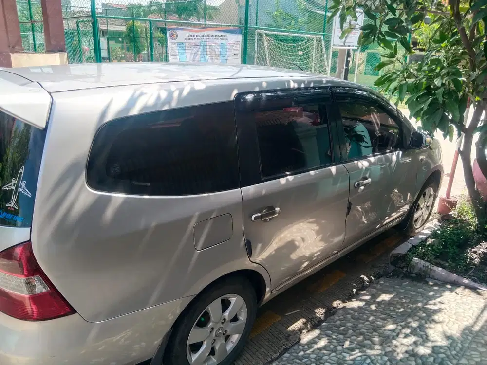 Nissan Grand livina 2008 Bensin