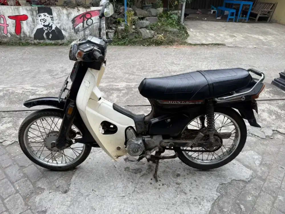 Honda Astrea Star THN 1986 plat AB sleman