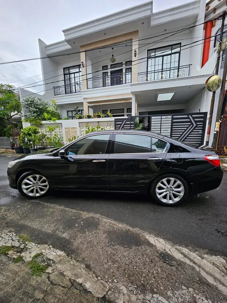 Honda Accord 2014 Bensin