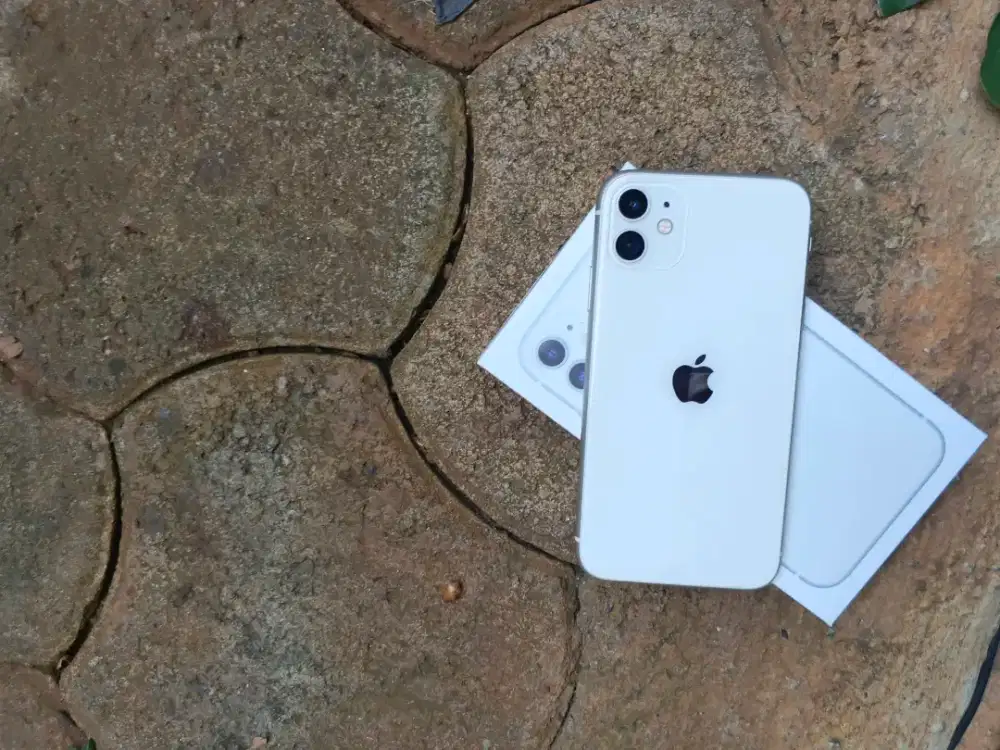 Iphone 11 128gb sudah ada putih