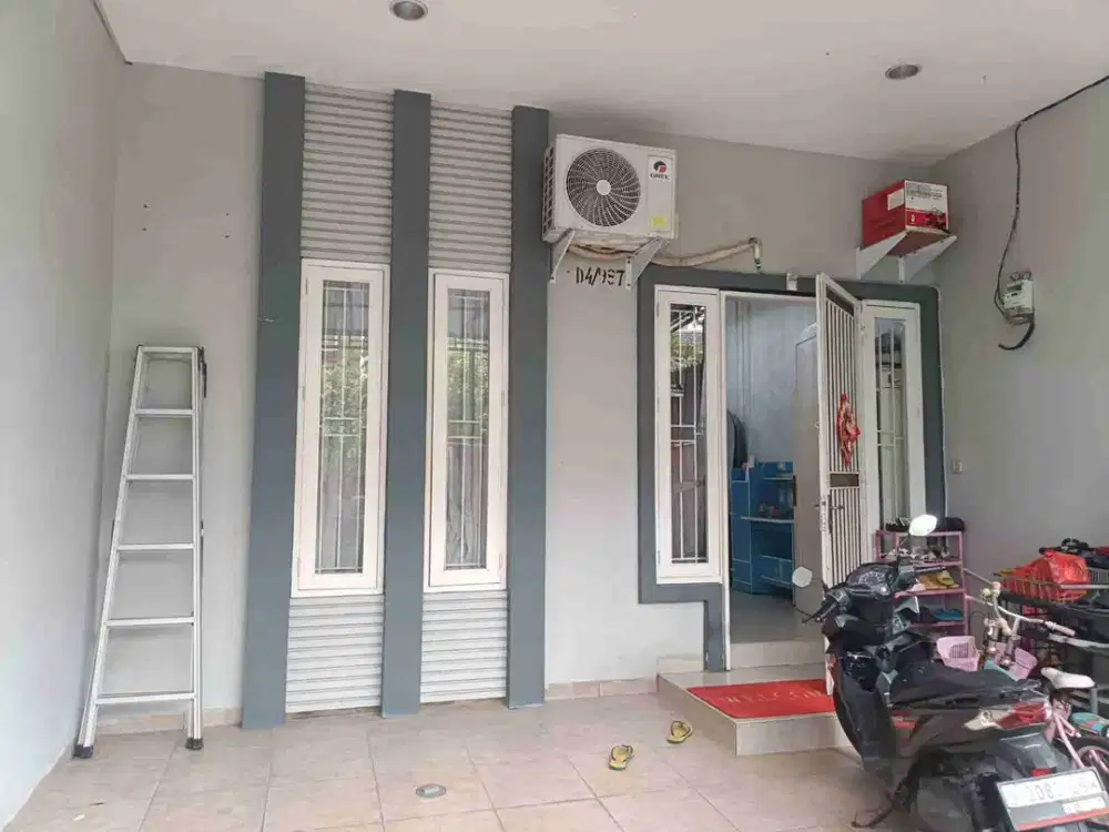 rumah di kavling polri