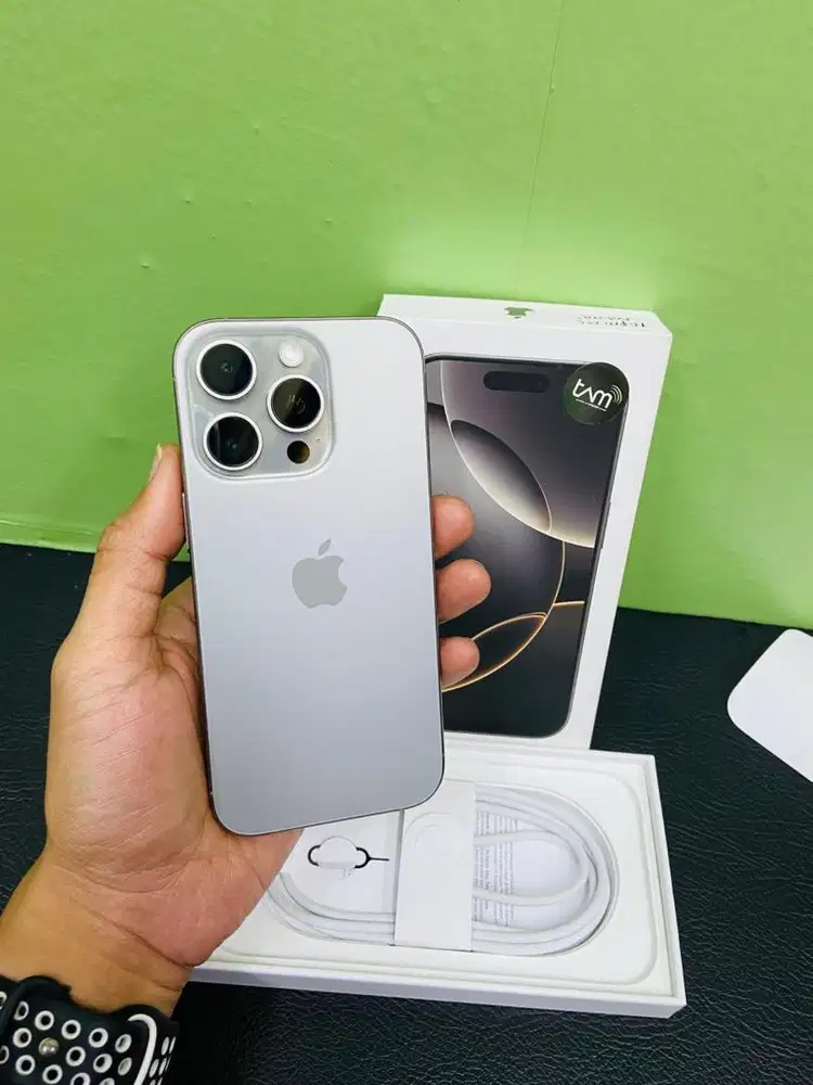 iphone 16 pro 256 GB ex iBox