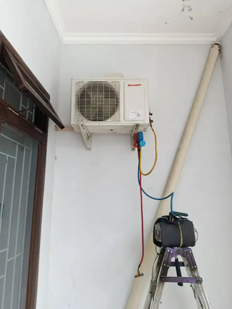 SERVIS AC TIDAK DINGIN