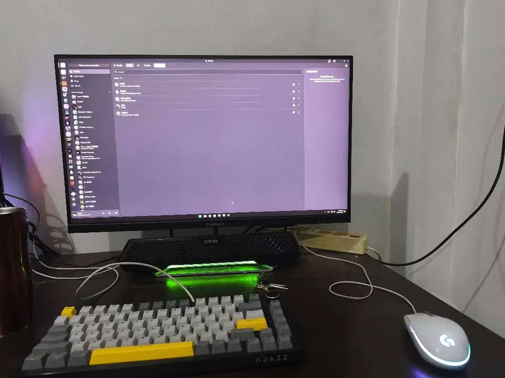 PC + Monitor Bekas rasa Baru