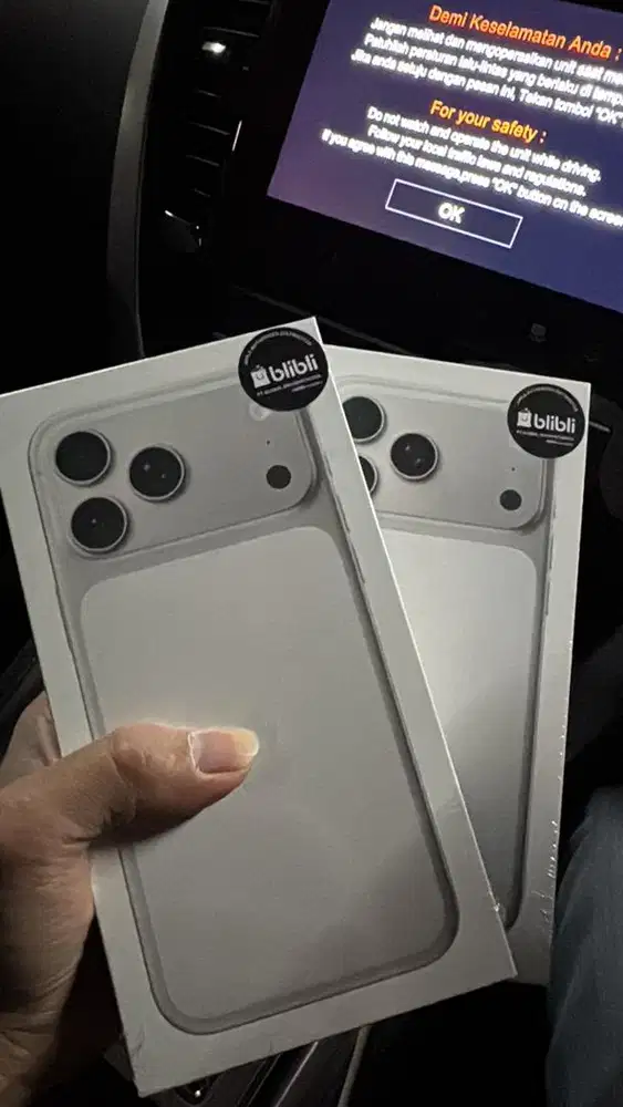 17 pro max 512 silver ibox