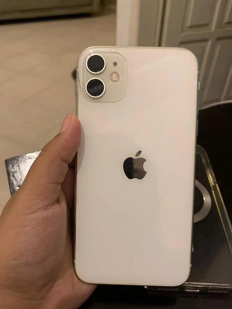 Iphone 11 128 putih Mulus