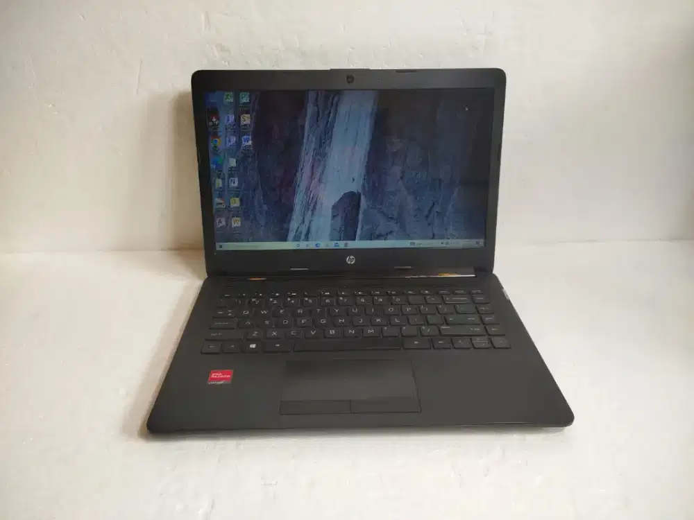 A934 Laptop HP 14-CM0071AU Ram 4gb HDD 1000gb AMD E2-9000E Siap pakai