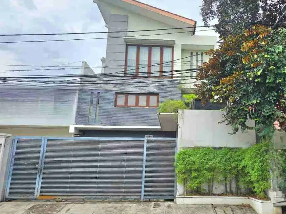 rumah 3 lantai siap huni di rawamangun jakarta timur
