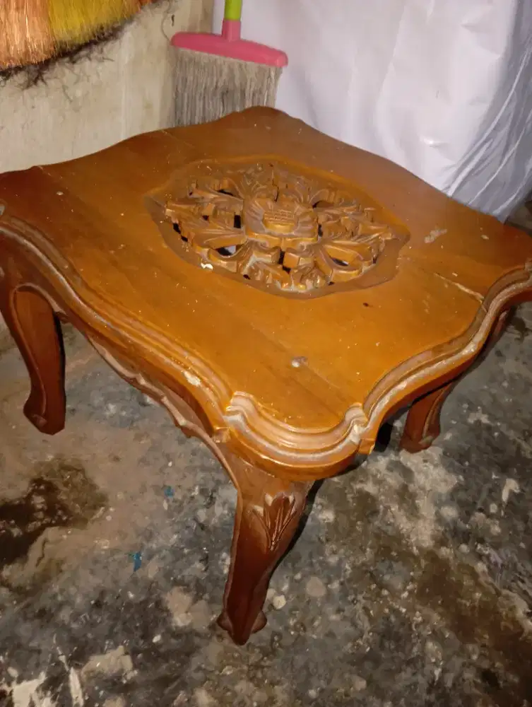 Dijual meja sudut jati