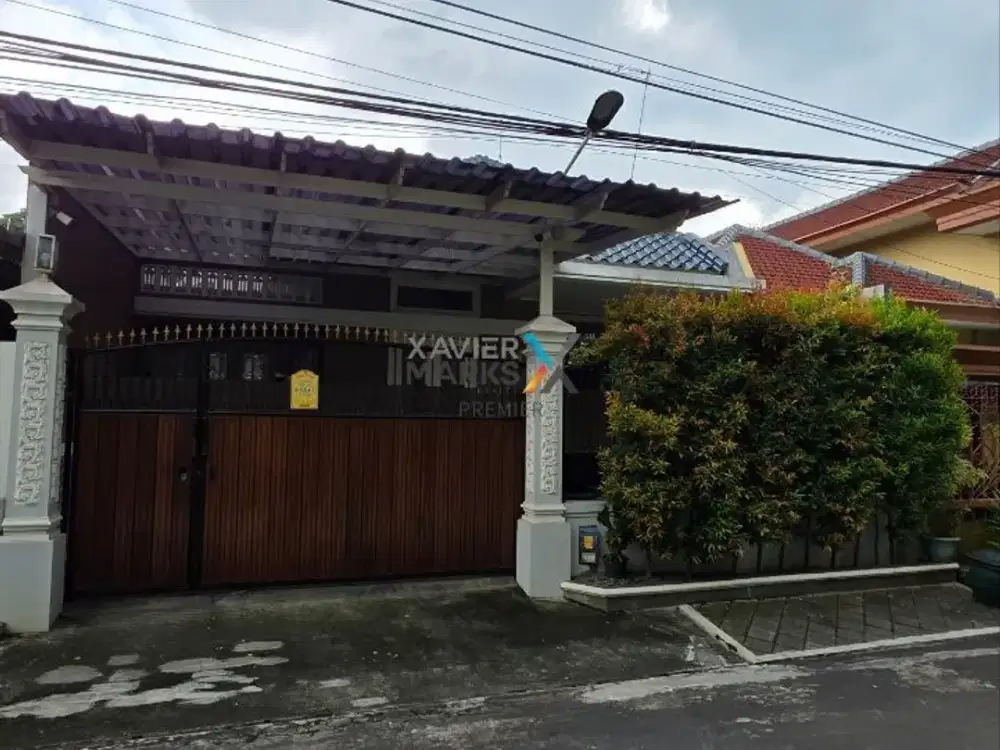 Rumah Selangkah ke Ijen Kondisi Terawat Area Buah Buah Klojen Malang