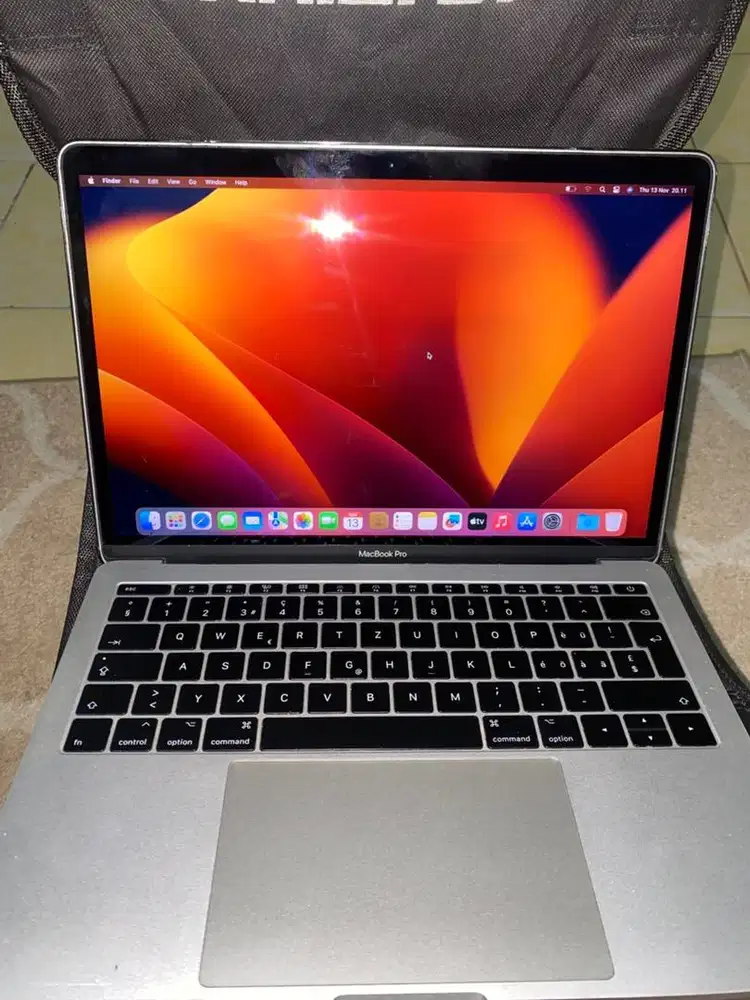macbook pro 13 inch non touchbar 2017