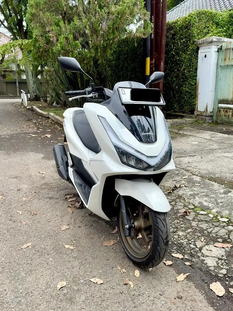 Dijual Honda PCX 160 ABS Tahun 2025 Mulus seperti baru