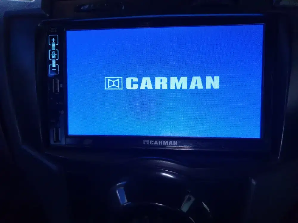 Headunit mobil bekas