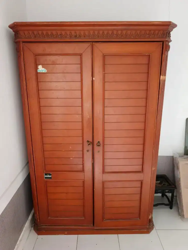 Lemari pakaian jati 2 pintu